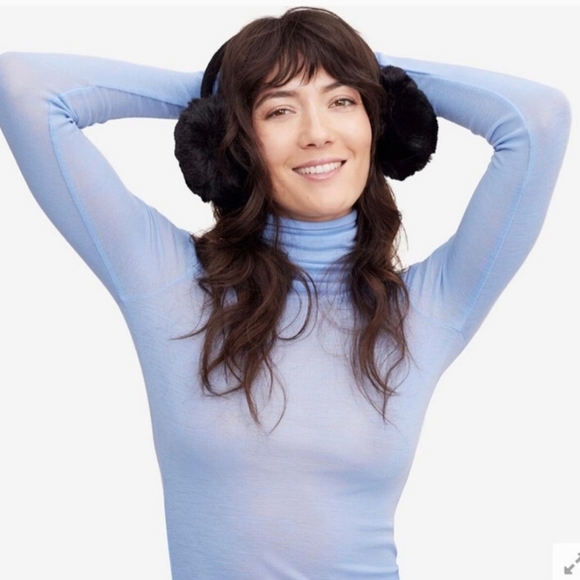 Aerosoles Plush Faux Fur Earmuffs Black NWT - Picture 2 of 6